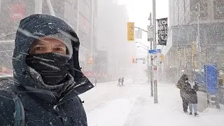 Toronto LIVE: Generational Snowstorm hits Toronto