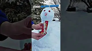 OTHER BUILDING SNOWMAN VS THIS GUY #snowman #building #funny #viral #fyp #youtubeshorts