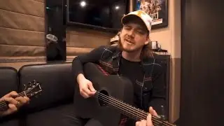 Morgan Wallen - 'Singing'  