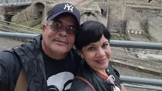 TBT CON DALY EN SCAVI DI ERCOLANO ITALIA