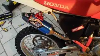 Testando novo escape POWERCORE 3 na CRF 230
