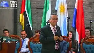 MÁS ALLÁ DE LAS APARIENCIAS. PASTOR CARLOS HOYOS.