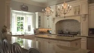 Stunning Holladay Masterpiece