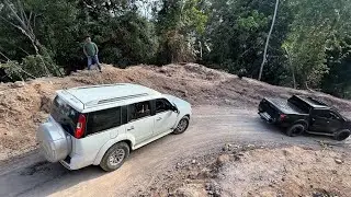 Rider Driver Nekat Uji Nyali di Tanjakan Kayu Duo Jln Bayang Alpa