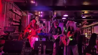 Wagon wheel covered by Over Medicated at the Sacred Vortex Cleveland trophy tour 🏆🏆