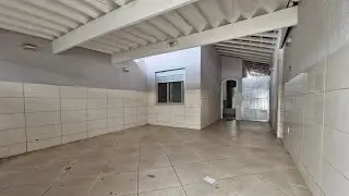 Casa a Venda com Possibilidade de ser Ponto Comercial ,2 quartos, Real, Praia Grande - R$ 350 mil