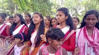 सरना समाज सेवी{संत}चितरंजन उरावं बनापीड़ी,सरना में।