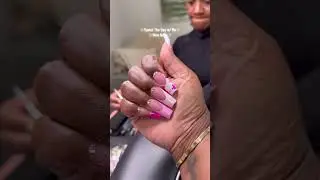 My boo Que all the way from the 242 🇧🇸 to get me right like she always does! New fresh nail set&hellip;