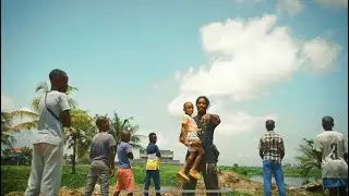 LM - ILS SONT PAS PR&Ecirc;T