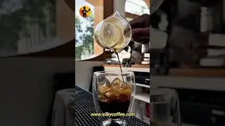 This iced coffee hack changed everything #coffeelovers #easyrecipe #shorts