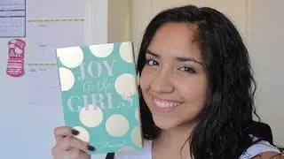 Review ~ Joy to the girls (Too Faced)