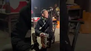 The sincerity and simplicity of the elderly in the countryside make me enjoy being with th