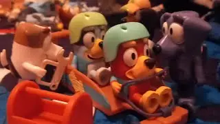 Rusty & Bluey's ' Go- kart unboxing - asmr. Contiene: 1 Rusty, 1 Bluey, 3 accesorios y 1 auto de F1.