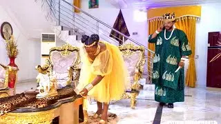 How The Billionaire Prince Left His Own Wife For The Maid When He Saw Her Cleaning - Nigerian Movies