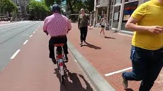 Riding and roller blading in Museumkwartier, Amsterdam, June 2022