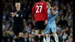 Феллайни бьет головой Агуэро красная карта Fellani vs Aguero red card