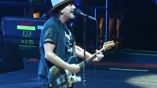 Pearl Jam - I Got Shit - Austin (September 18, 2023)