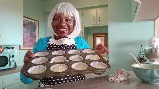 Ina's Vanilla Cupcakes with Chocolate Buttercream Frosting!