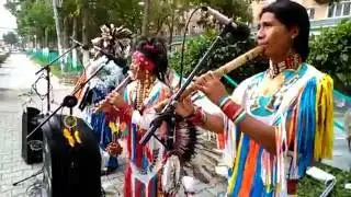 Индейцы из Эквадора в Артеме / Indios de Ecuador en Artem 2016             ♡♡♡ Красивая музыка ♡♡♡