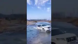 Cross the River With Powerful Machine #car #luxurycar #cleancar #suv #supercar