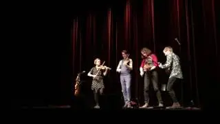 Rydvall // Mjelva & Elm&oslash;e og Hoffmann -  Di Man & Morfars Schottisch