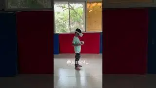 #meta #dance #vrreaction #vr #vrworld #shorts