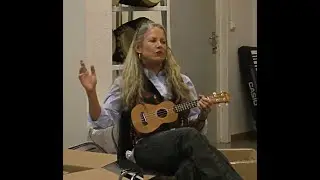 Ukulelekurs på Østlandske lærerstevne med Jeanie Cunningham og Elisab eth Thormodsrud