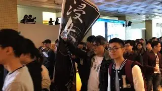 Students protest in Hong Kong over compulsory Mandarin