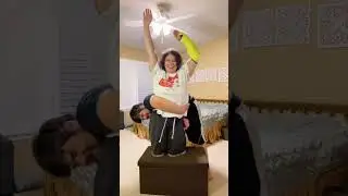 Nubs in the air like I just don&rsquo;t care!
