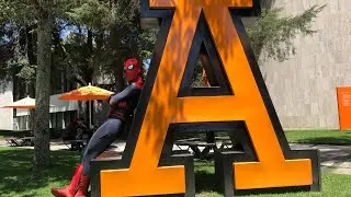 Un día como SPIDER-MAN en la UNIVERSIDAD