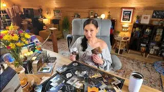 Lew ♌ 2026 Sneak Peek ✨💗💵 Og&oacute;łem + Miłość + Kariera ⭐️ Prognoza na 2026 rok Czytanie Tarota