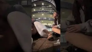 stan twitter: girl crying outside taylor swift concert