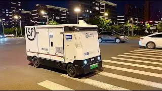 NEOLIX Autonomous Delivery Robot &mdash; SF Express in #suzhou #china