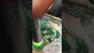 #Nephrite #nephritejade #jade #gemhunting #jadehunter #mine #adventure_with_mountaineer