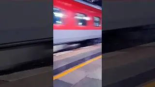 One of the fastest trains at Nadiad Railway Station #fasttrains