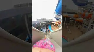 Kamikaze Slide Therme Erding #kamikaze #thermeerding #erding #waterslide #YouTubeCreatorCommunity