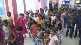VBS//Children Song//Dare Chupistadu ra Devudu....