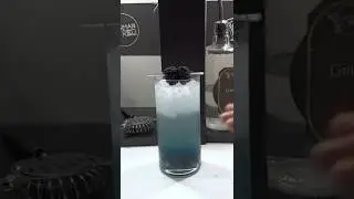 GIN BOOM COCKTAIL #short 😎 Barman in Red