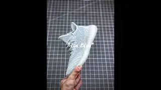Yeezy 350 Boost V2  