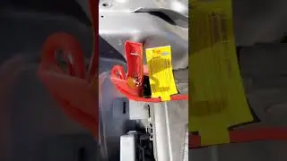 How to jumpstart your car with Stanley Fatmax 1200 Amp Portable Battery Jump Starter #chrysler300c