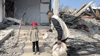 Bread Distribution in Gaza | Muslims in Need