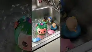 WOW! ASMR! AMAZING! COCOMELON BATH TOYS! #amazing #cute #toys #asmr #new #cocomelon #short #viral