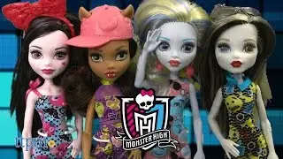 Monster High Emoji Lagoona Blue, Frankie Stein,  Draculaura& Clawdeen Wolf Doll from Mattel