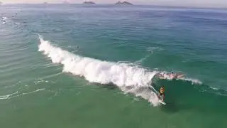 @viniciusgmenezes Surf Praia Barra da Tijuca, Rio de Janeiro - Brasil