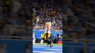 JAYLEN WARREN 45-YD TOUCHDOWN 😤 #PITvsDET on CBS