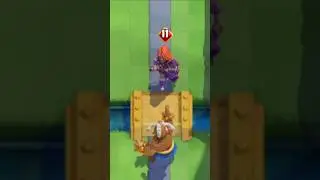 MONK VS EVOLVED VALKYRIE - Clash Royale Battle