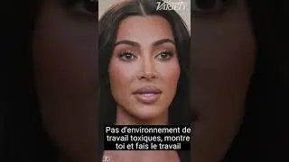Kim Kardashian en ensemble Ala&iuml;a  de 1983 et en cuissardes Balenciaga donne des conseils aux femmes