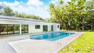 Virtual Tour Video by iUSEphotography.com - 5505 N Kendall Dr, Miami, FL 33156