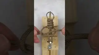 Easy Paracord Keychain Knot #Paracord #shorts