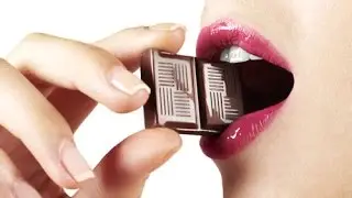 10 Reasons to Eat Chocolate While Reading | Health Benefits of Eating Chocolate